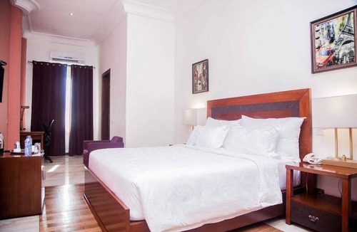 Kumasi Hotel | The Apartel Hotel