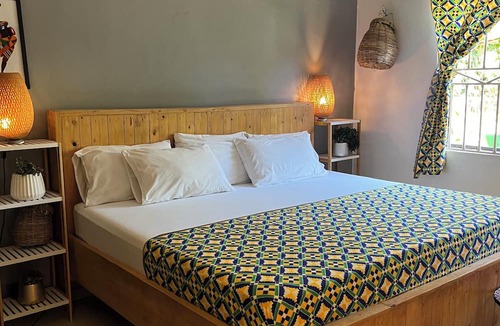 Kokrobite Hotel | African Treasure Beach Resort