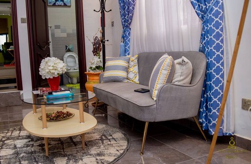 Nungua Hotel | The Green Royal Hotel