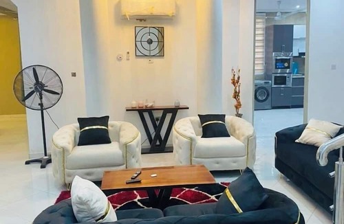 Kumasi Villa | Nanani Luxury Villa - Kumasi