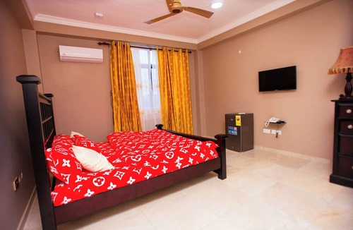 Sekondi-Takoradi Hotel | Thy Favour Hotel