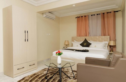 Nungua Hotel | IKE CITY Hotel