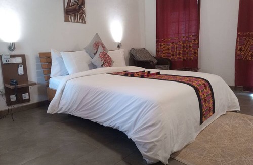 North Tongu Resort | Mekandi Riverside Resort