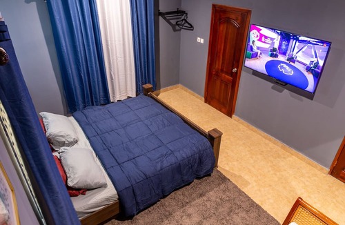 Teshie Hotel | BlueGreen Guest House