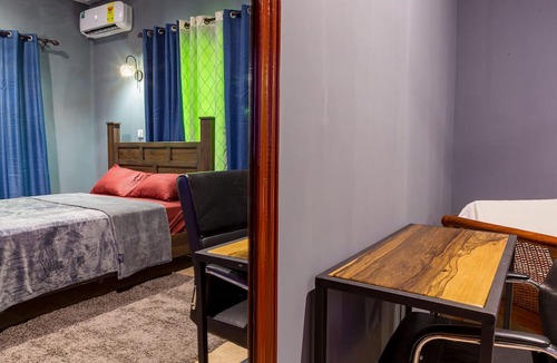 Teshie Hotel | BlueGreen Guest House