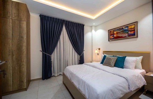 Cantonments Hotel | Park Apartments