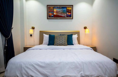 Cantonments Hotel | Park Apartments