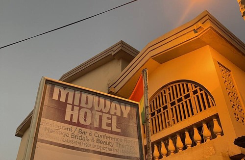 Accra Hotel | Midway Hotel