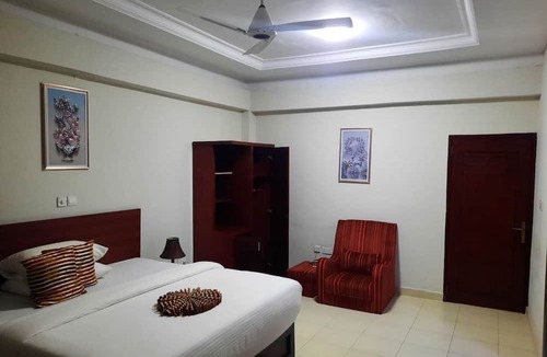Sekondi-Takoradi Hotel | EFUA ANOAH HOTEL & APARTMENT