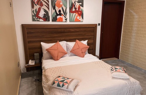 North Ridge Hotel | Sky Suites Osu