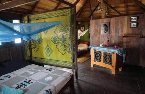 Busua Hotel | FANTAS FOLLY BEACH LODGE