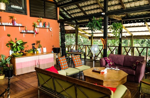 Aburi Bed & Breakfast | Cosy, personal, family-friendly nature retreat surrounded by trees and fresh air