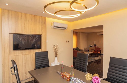 Nyanyanu Hotel | MARLIN RESORT