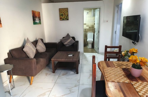 Asylum Down Hotel | Paloma Hotel Ring Road Central