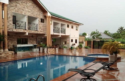 Kyebi Hotel | ADWOA ASANTEWAA MEMORIAL HOTEL