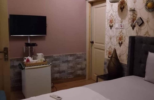 Koforidua House | Nana Adu's Guesthouse