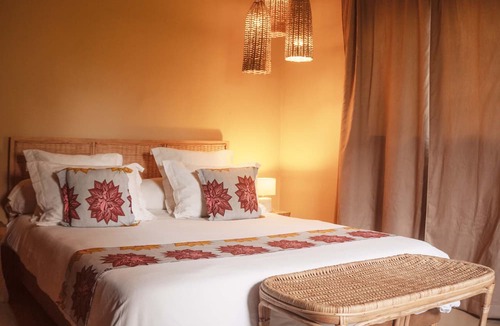 Lome Hotel | Nomads