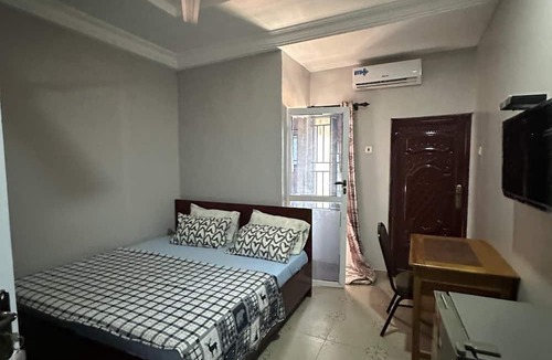 Kumasi Hotel | ESTHEMERS ROYAL HOTEL