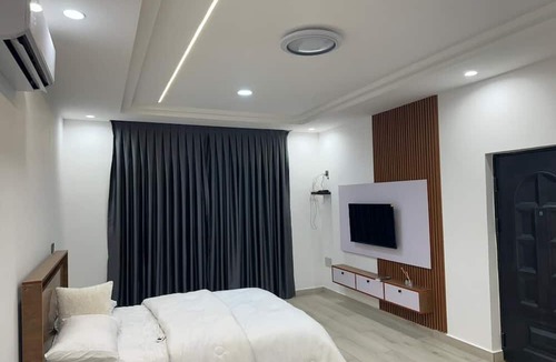 North Legon House | Monte Luxury Home