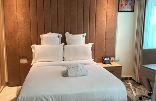 Akyinim Hotel | THE GROVE ESSIPONG BEACH RESORT