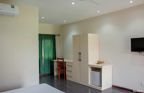 Akroform Cabin | Rainforest Hotel