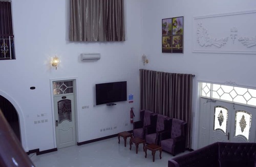 Accra Hotel | Kingsbridge Royale Hotel