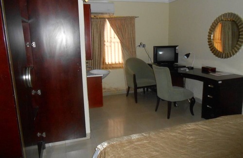 Awoshie Hotel | Nicolizy Hotel
