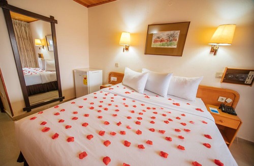 Akosombo Hotel | Volta Hotel Akosombo