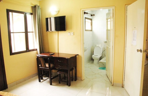 Accra Hotel | Pekan Hotel