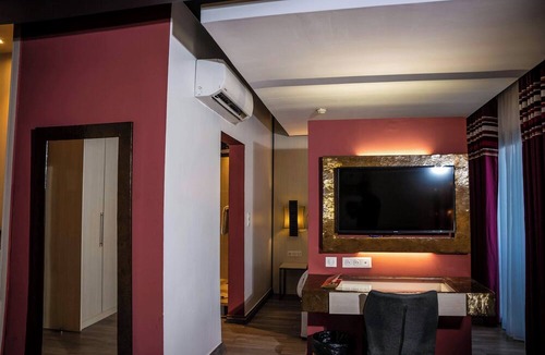 Lome Hotel | Onomo Hotel Lome