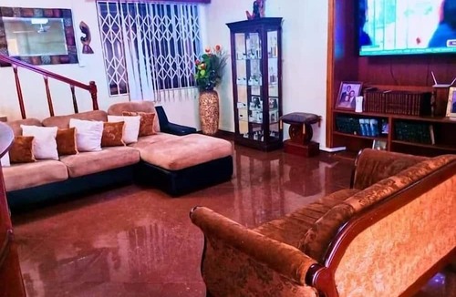 Tema House | Malbert Inn