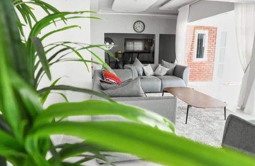 Prampram House | Empire Bay Beach Villa