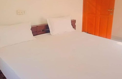 Apam Ski Chalet | Solent Villas Resort