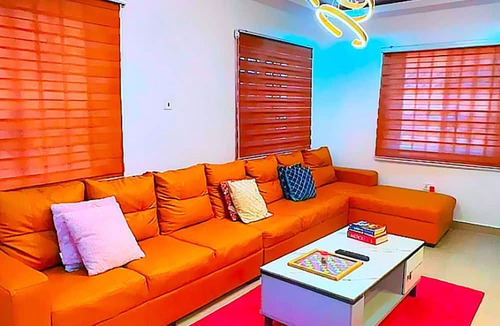 Sakumono Apartment | Paris homestay