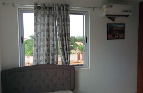Taifa Apartment | Queen-sized 2 bedroom Apt near Accra @ Victoria Grand apartments