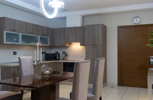 Kumasi Apartment | Oak Plaza Suites