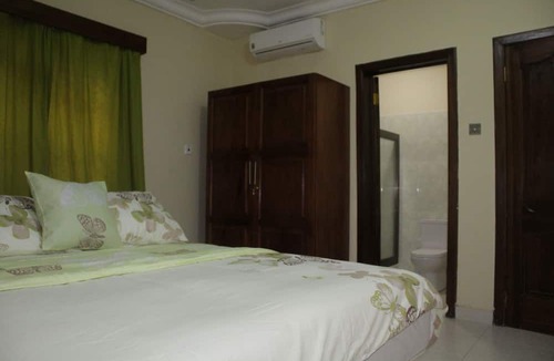 Adenta Apartment | Evergreen Apartments