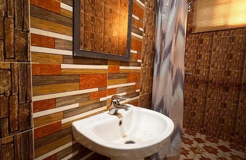 Accra Apartment | 365 PLAZA