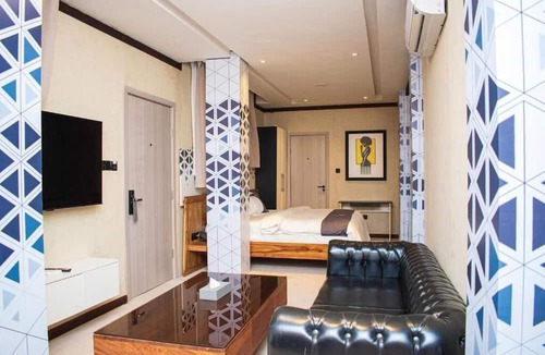 Lome Apartment | MAISON MAYAKI
