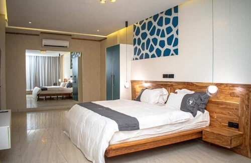 Lome Apartment | MAISON MAYAKI