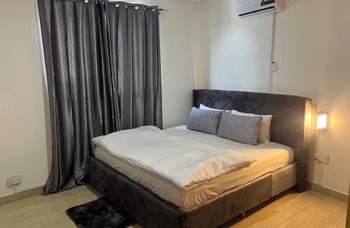 Accra Condo | Luxury 2-Bedroom Suite in Lapaz/New Achimota