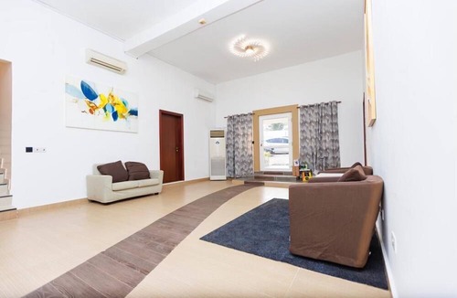 Victoria Borg House | Spacious 6-bedroom Beach house with pool at unique location