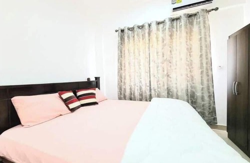 Kwabenyan Apartment | 2 Bedrm HillView Home with Swimming Pool @Kwabenya