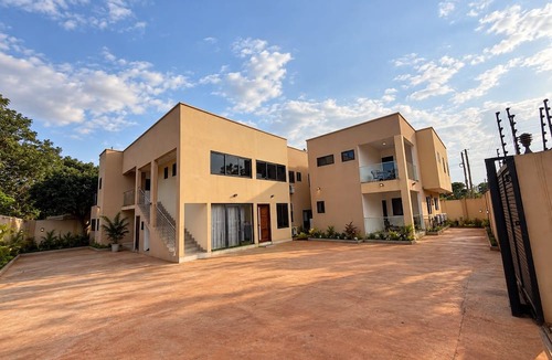 Adentan Apartment | Kente Suite 2BR apartment with AC in Adenta
