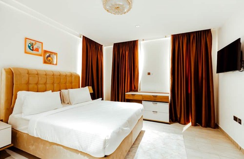 Kumasi Apartment | Veronique Heights