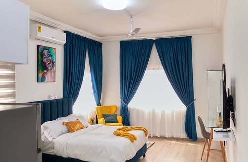 Accra Apartment | Red Lotus Oasis