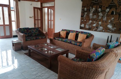 Ejisu Villa | Villa Sankofa