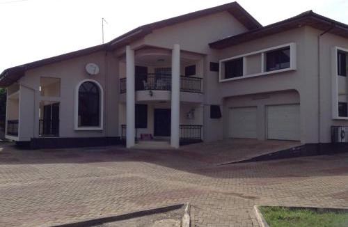 Nungua House | Kalis Lodge Guesthouse