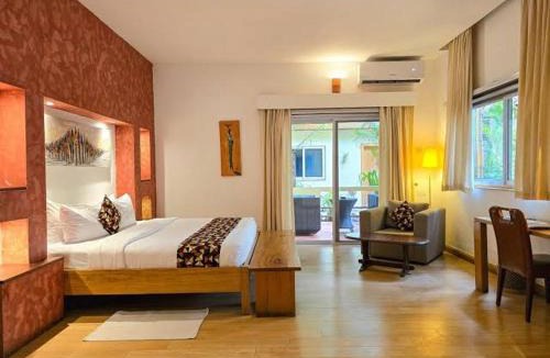 Osu Klottey Hotel | Emmanuel Hotel