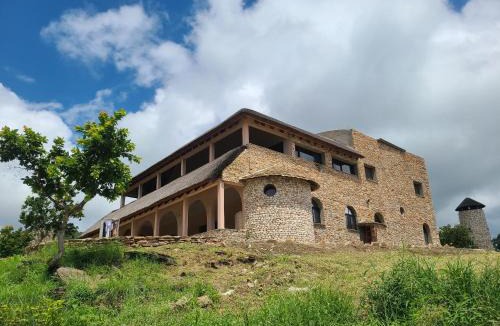 Togo Cabin | Lumen Valley Ressourcement